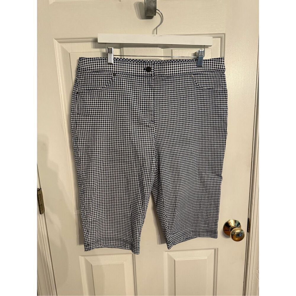 Chico’s Blue & White Gingham Capri Pants sz 2.5 or L NWOT